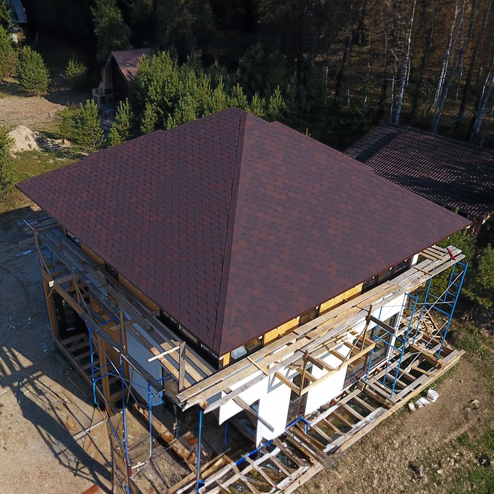 Шатровая крыша в Печорах и Псковской области